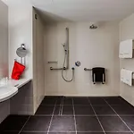 Intercityhotel 4* ヴィースバーデン