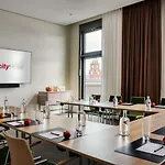 Intercityhotel ホテル 4*