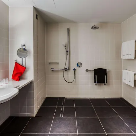 Intercityhotel 4* Βιζμπάντεν