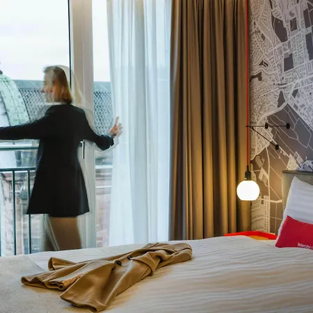 Hotel Intercityhotel 4*