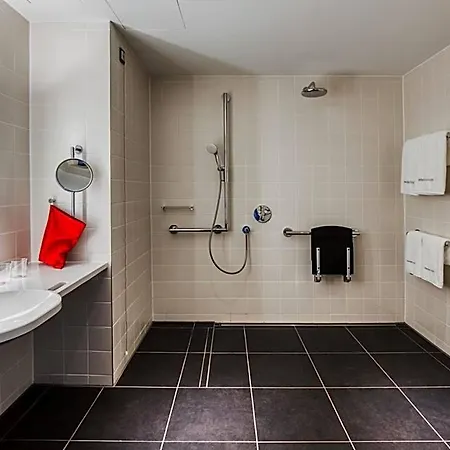 Hotel Intercityhotel 4*