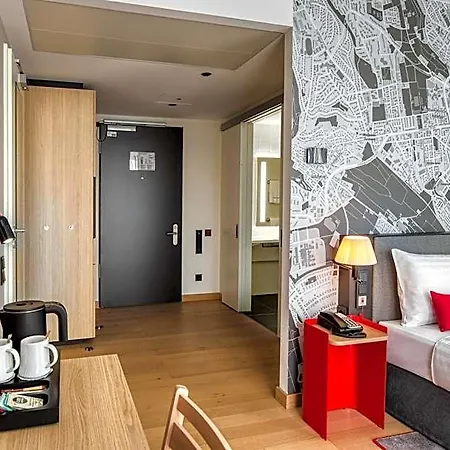 Hotel Intercityhotel 4*