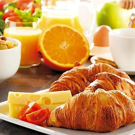 Intercityhotel 4*