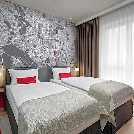 Intercityhotel Hotel 4*