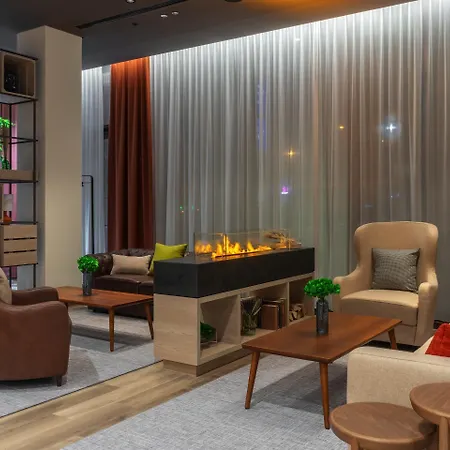 Intercityhotel 4*