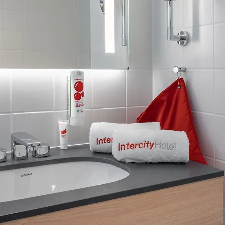 Intercityhotel 호텔 4*
