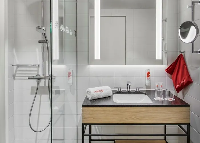 Intercityhotel Hotel 4*